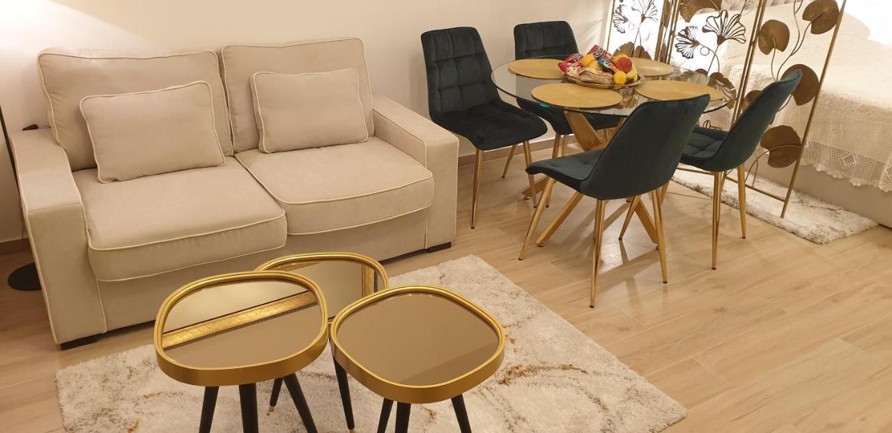 Golden Studio - Private Parking Дубровник Екстер'єр фото