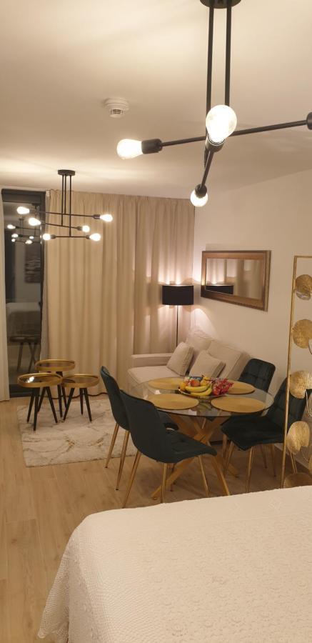 Golden Studio - Private Parking Дубровник Екстер'єр фото